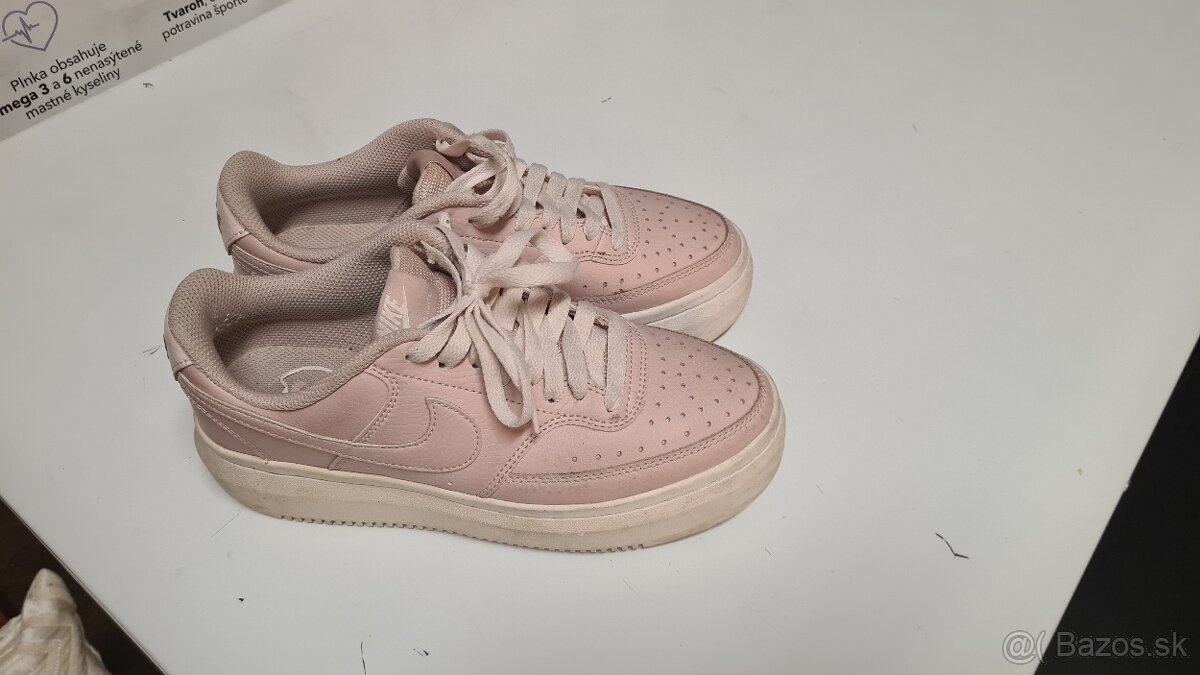 Nike - 2