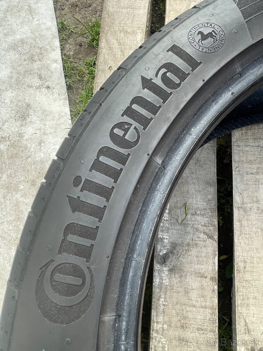 Continental 235/45 R19 letné - 2