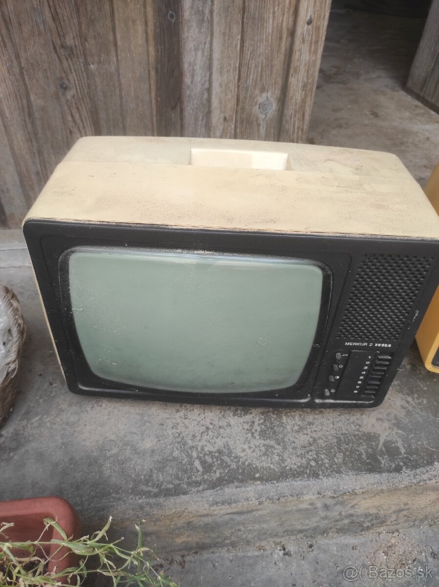 Starý televízor - 2