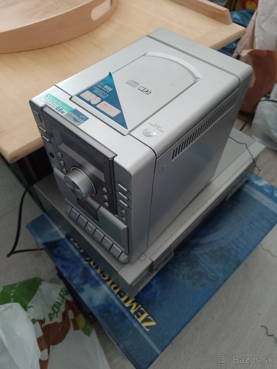 Darujem Hi-fi systém - 2