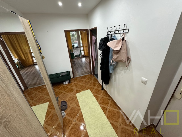 ,,REZERVOVANÝ,, Predaj 3 izbového bytu s dvoma balkónmi - 2