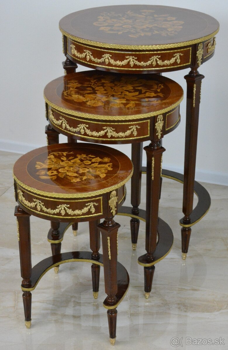 Zámecké intarzované stolečky - set - 2