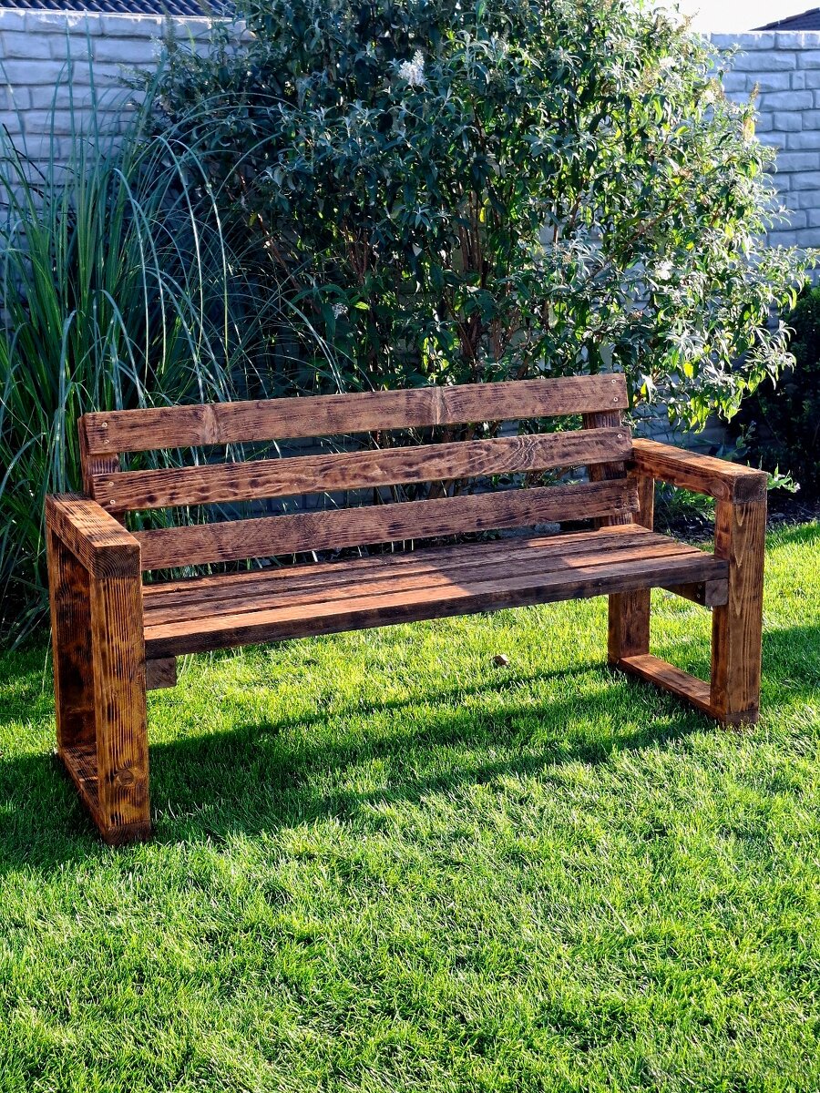 Drevená lavička/lavica - 2