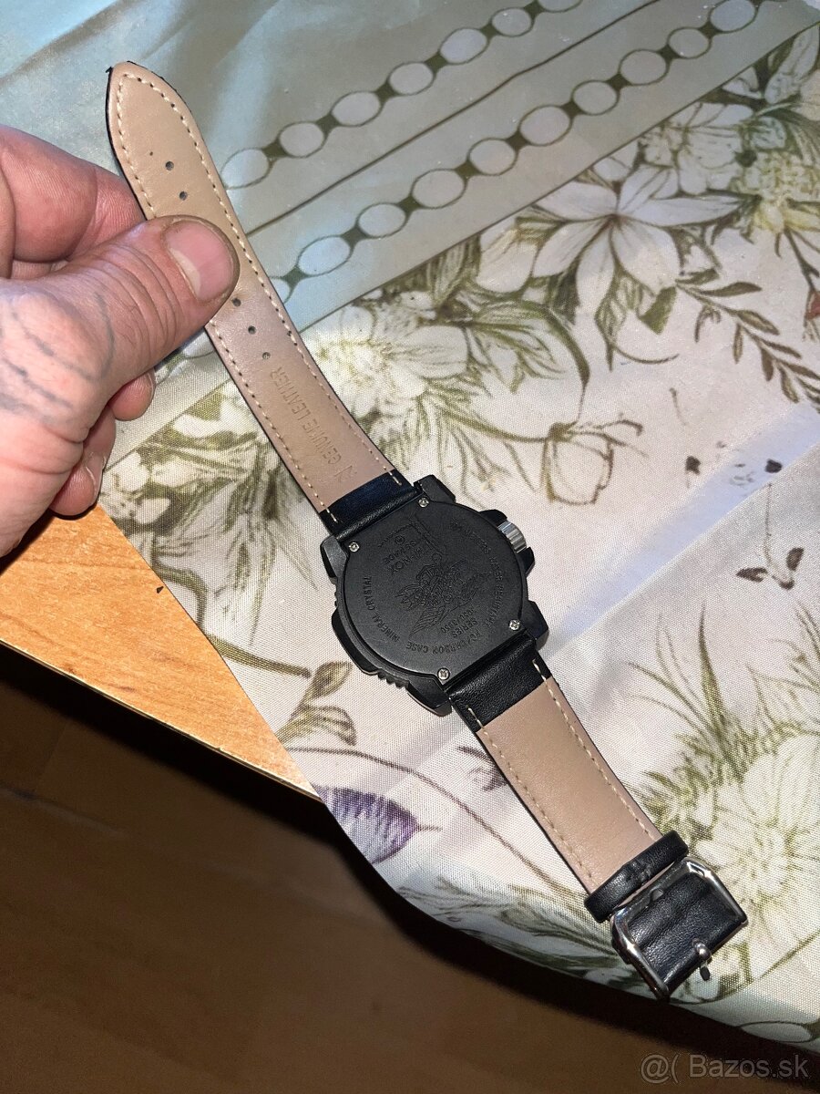 Hodinky Luminox Carbon case 3050/3950 - 2