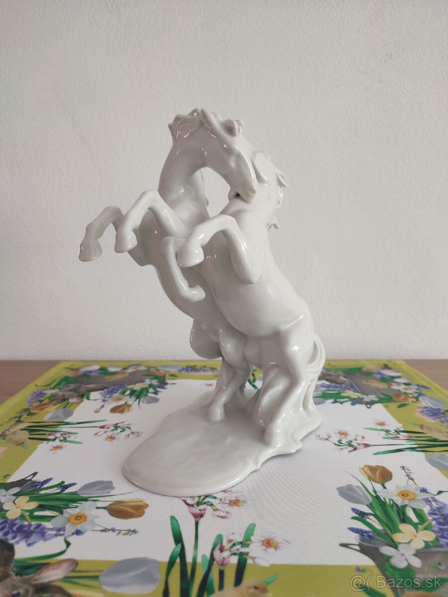 Schaubach kone porcelánová soška - 2