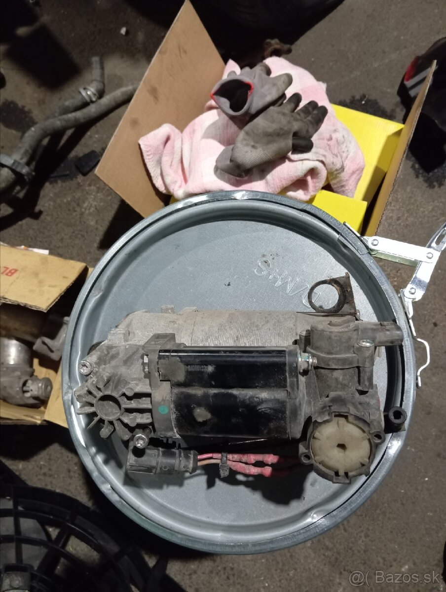 Kompresor podvozku allroad a6c5 - 2