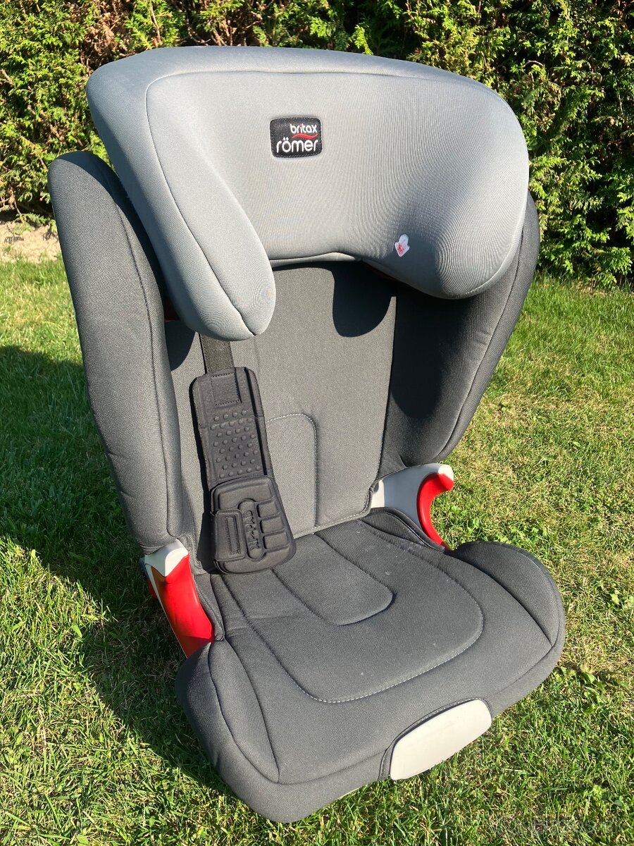 Britax Romer Kidfix XP / 15 - 36 kg - 2