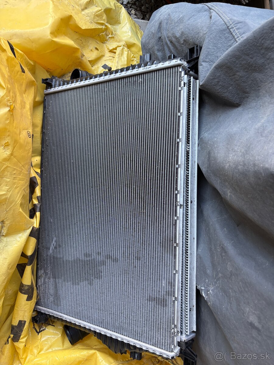 Predám vodný chladič a intercooler na Škoda - 2