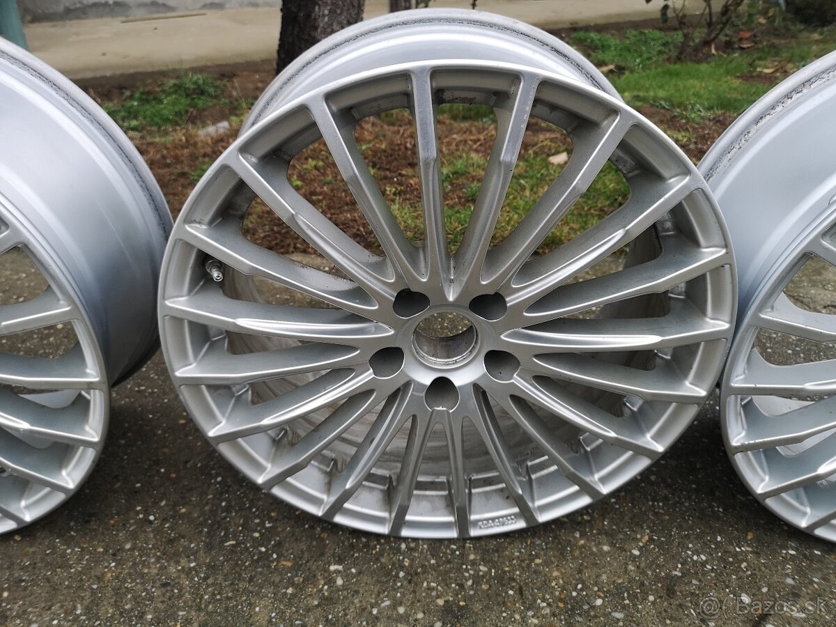 5x112 R18 ET 30x8J stred 76 - 2