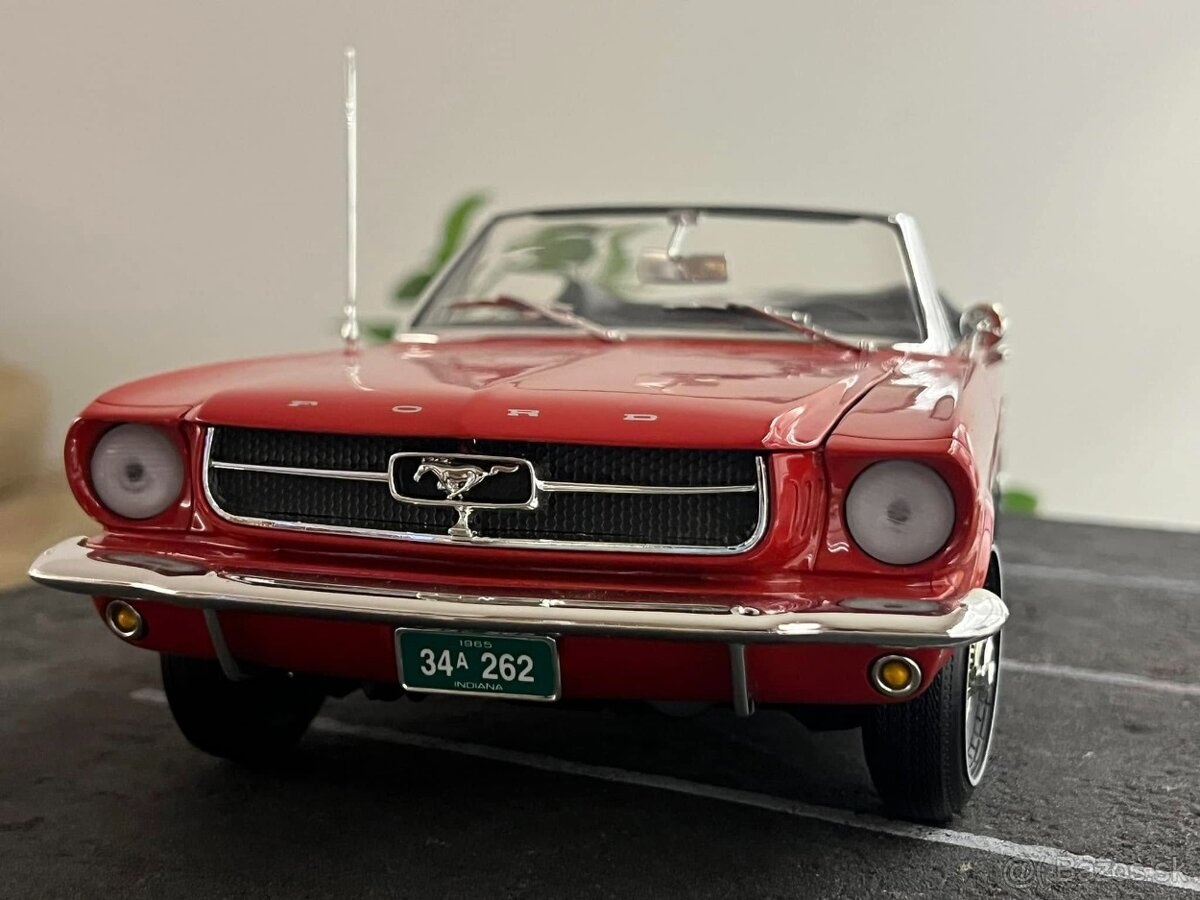 1:12 Ford Mustang 1/2 (1964) ERTL - 2