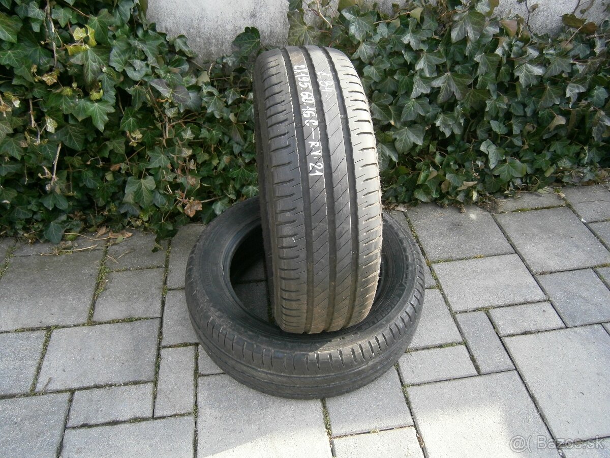Predám 2x letné pneu Michelin 195/60 R16C 99/97T - 2