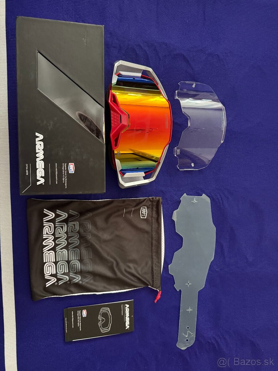 100% ARMEGA Gray / Red - 2