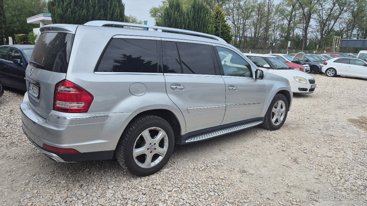 Mercedes-Benz GL 450 - 2