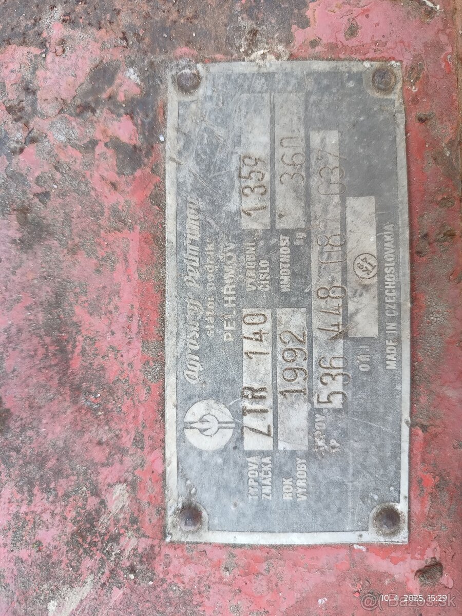 Rotačná traktorová kosačka - 2