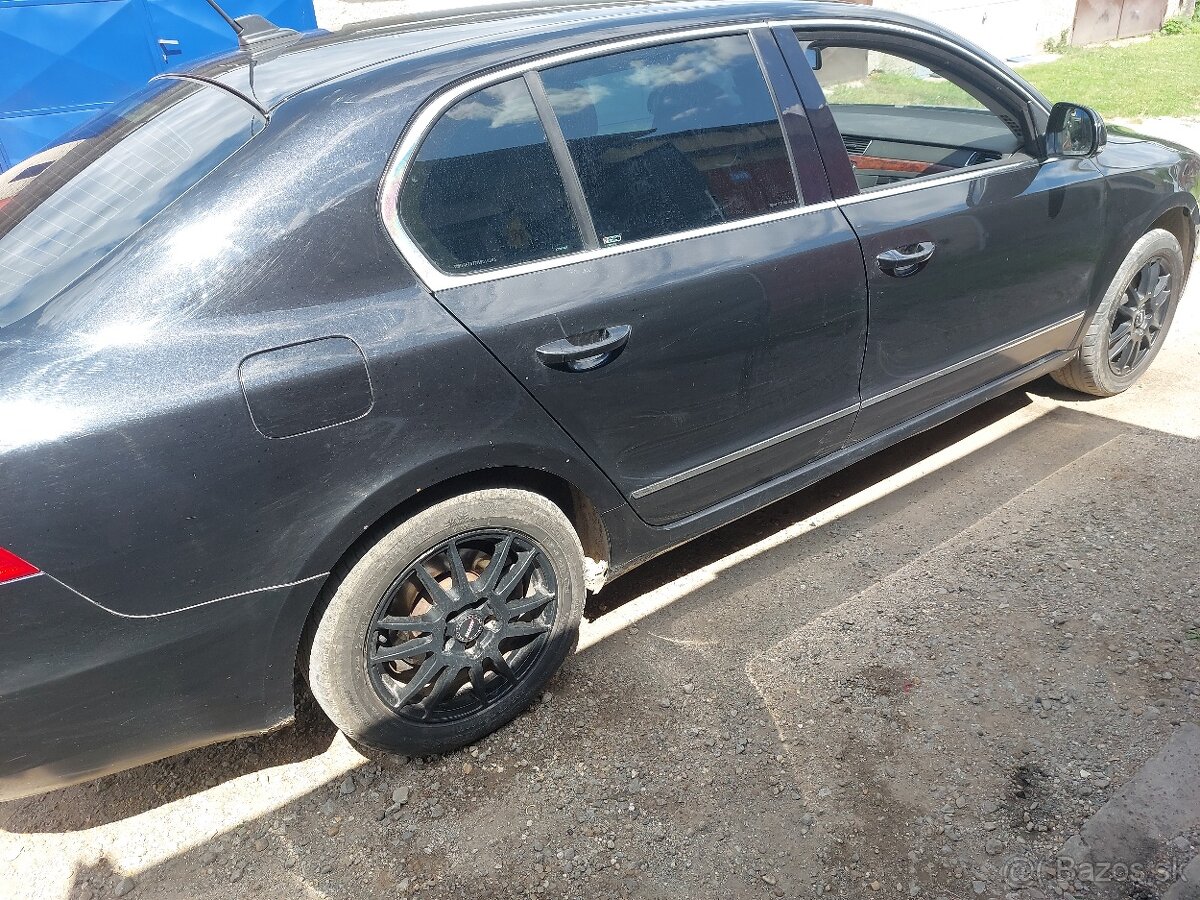 Skoda Superb 2.0tdi 125kw DSG - 2