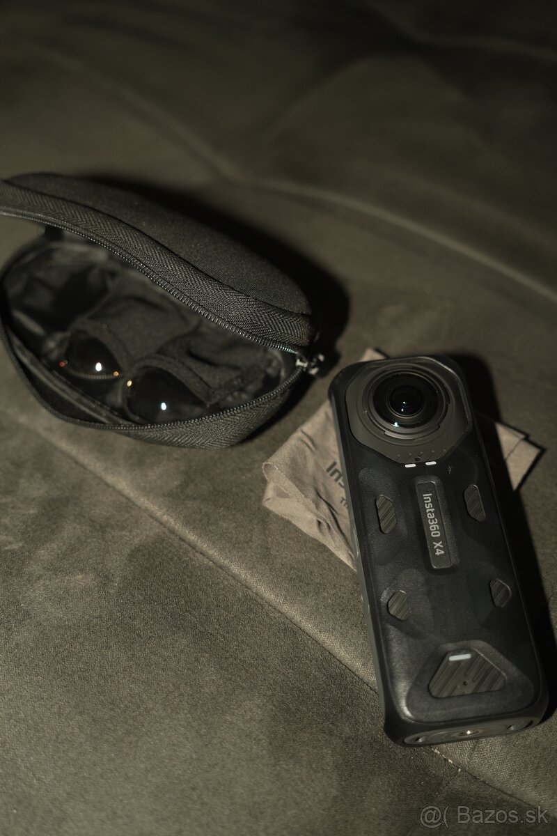 Insta 360 x4 + premium lens guards - 2