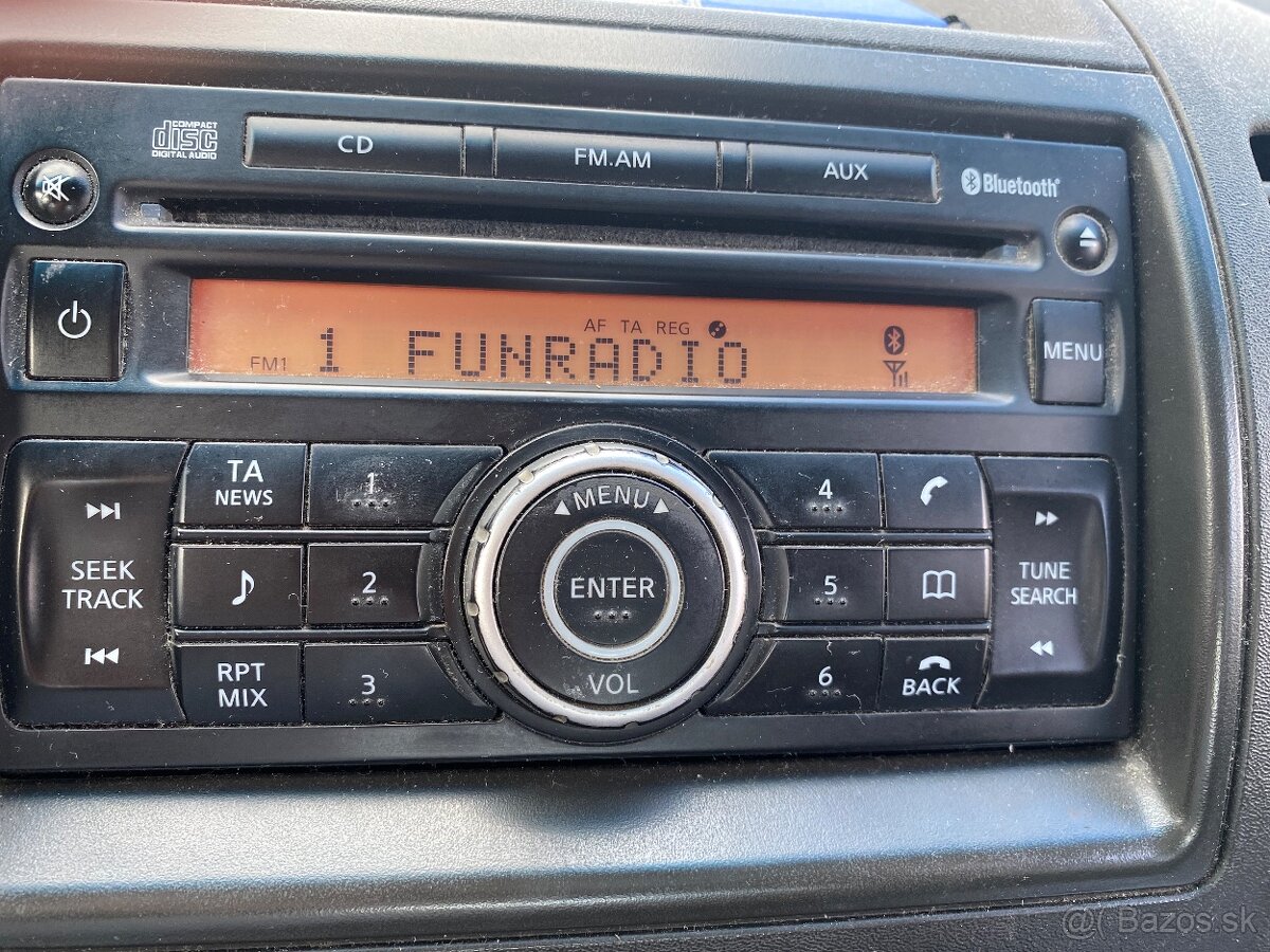 Nissan Navarra D40 - 2