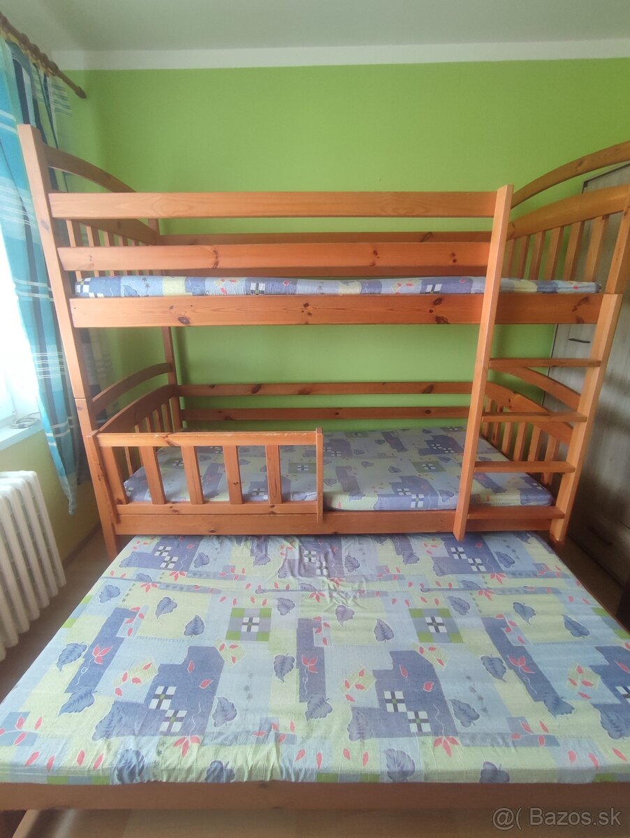 Poschodová posteľ pre 3 deti - 2