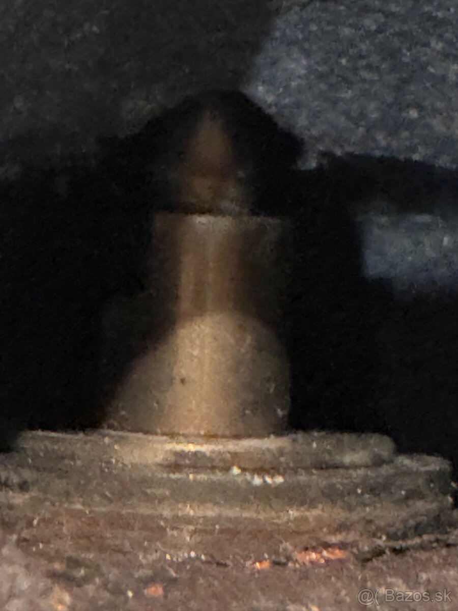 Original Pierburg EGR Valve - 2