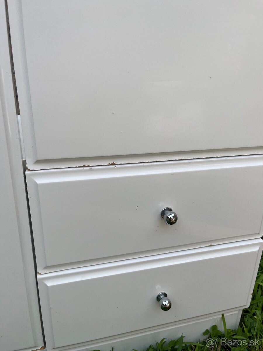 • Umývadlo so skrinkou Gravena Italy - 2