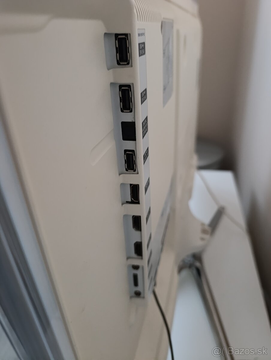 Samsung televízor biely 3D - 2