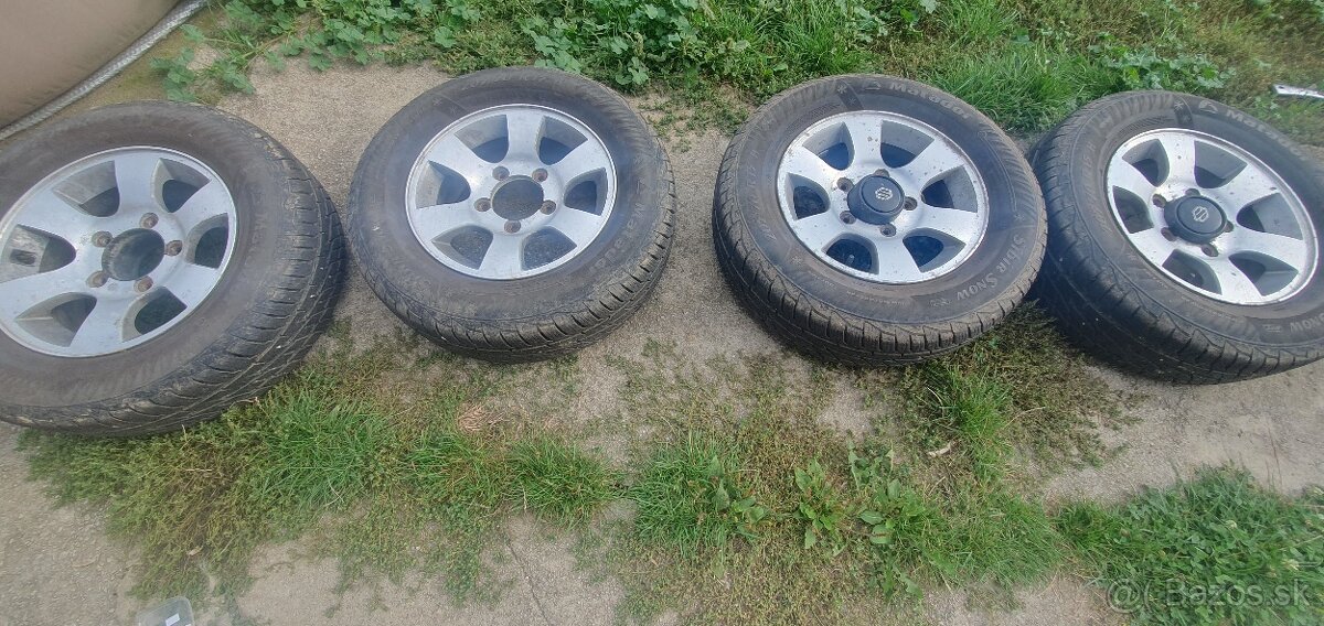 Predam pneumatiky 205/70 R15 a hlinikove disky na SUZUKI - 2