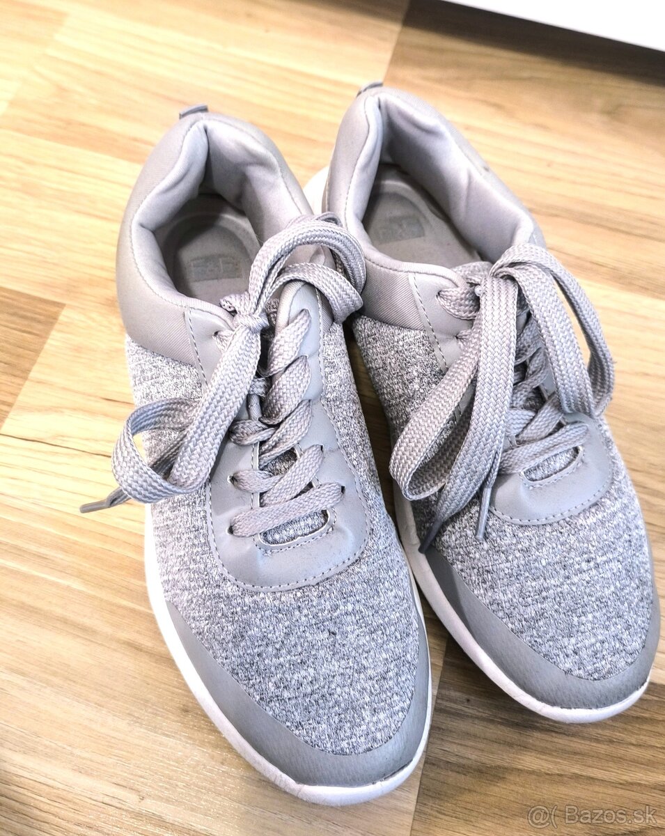 dámske tenisky s PAMÁŤOVOU PENOU č.39 - 2