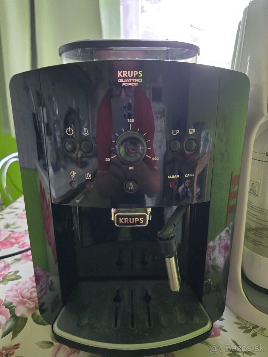 Kávovar Krups Quattro Force + darček - 2