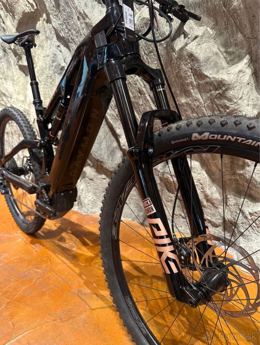 Ebike Raymon Airray 12 celokarbon 7499€ - 2