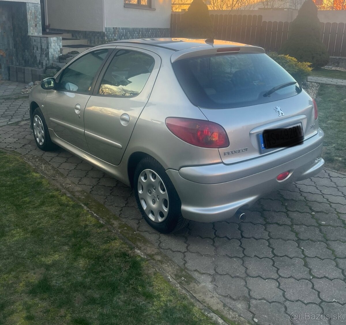 Peugeot 206. - 2