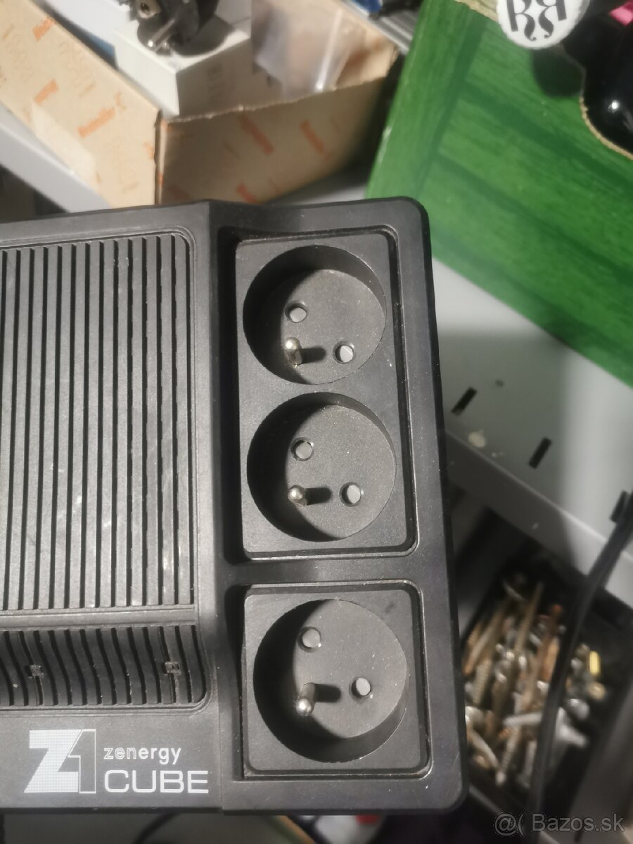 Kompaktný záložný zdroj UPS - 2