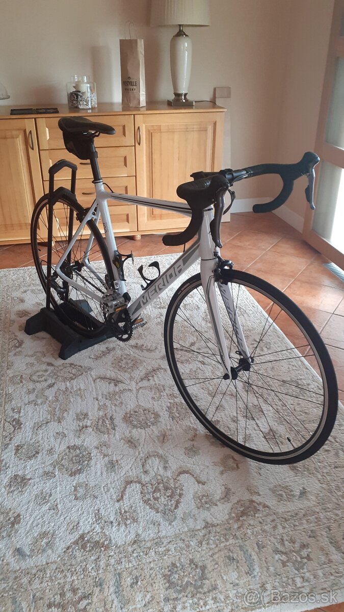 Merida - cestný bicykel. - 2