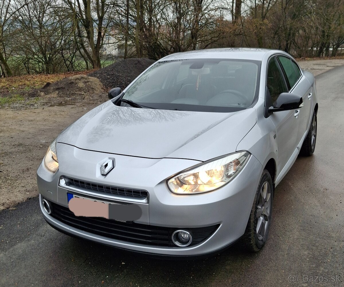 Predám renault fluence 1.6 benzin - 2