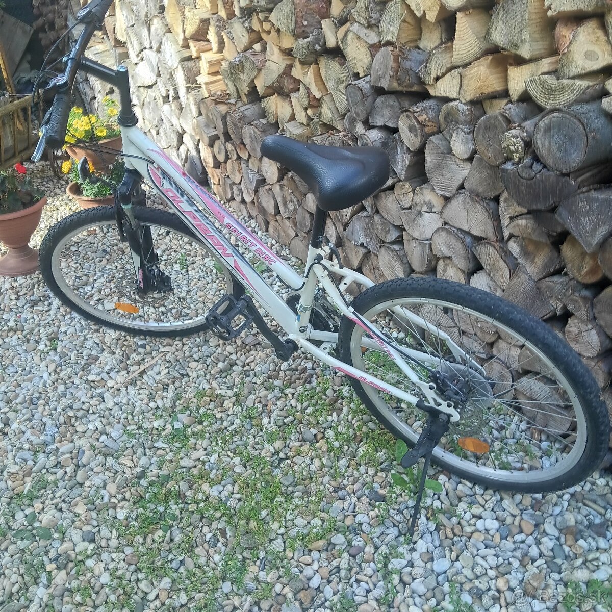 Predám dievčenský bicykel - 2