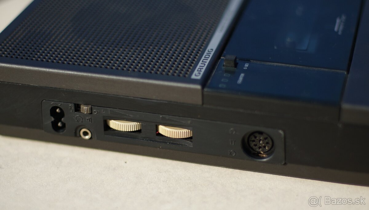 magnitofon Grundig CR 585 - 2