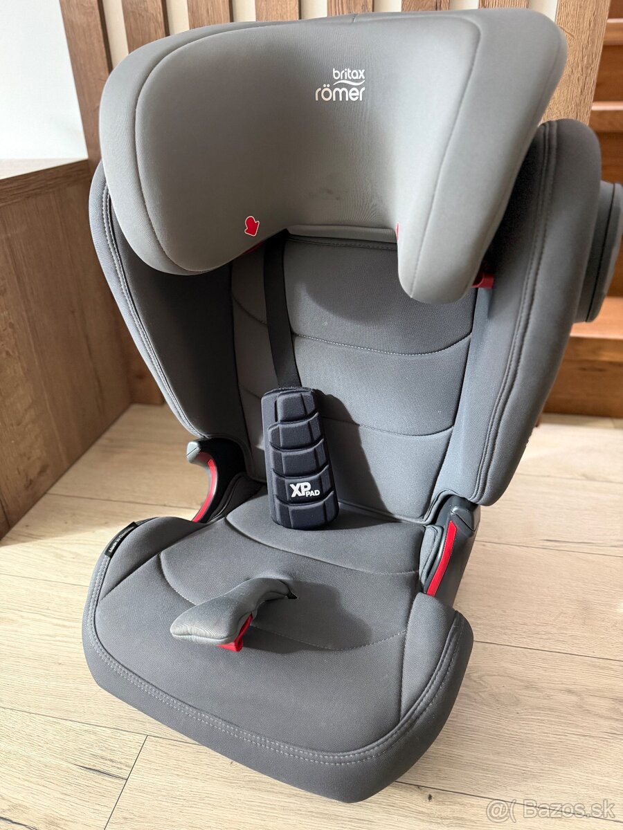 BRITAX RÖMER Autosedačka Kidfix i-Size - 2