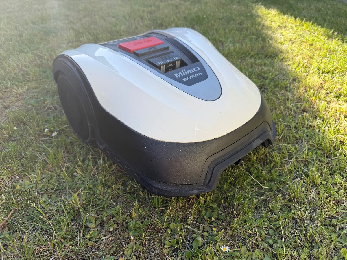 Robotická kosačka HONDA Miimo HRM 70 EC - 2
