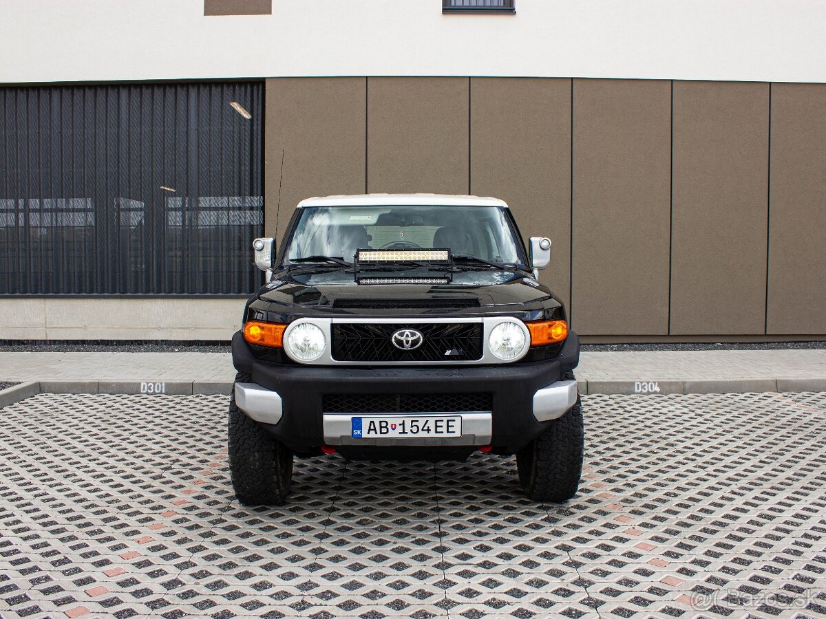 Toyota FJ Cruiser 4.0 - 2
