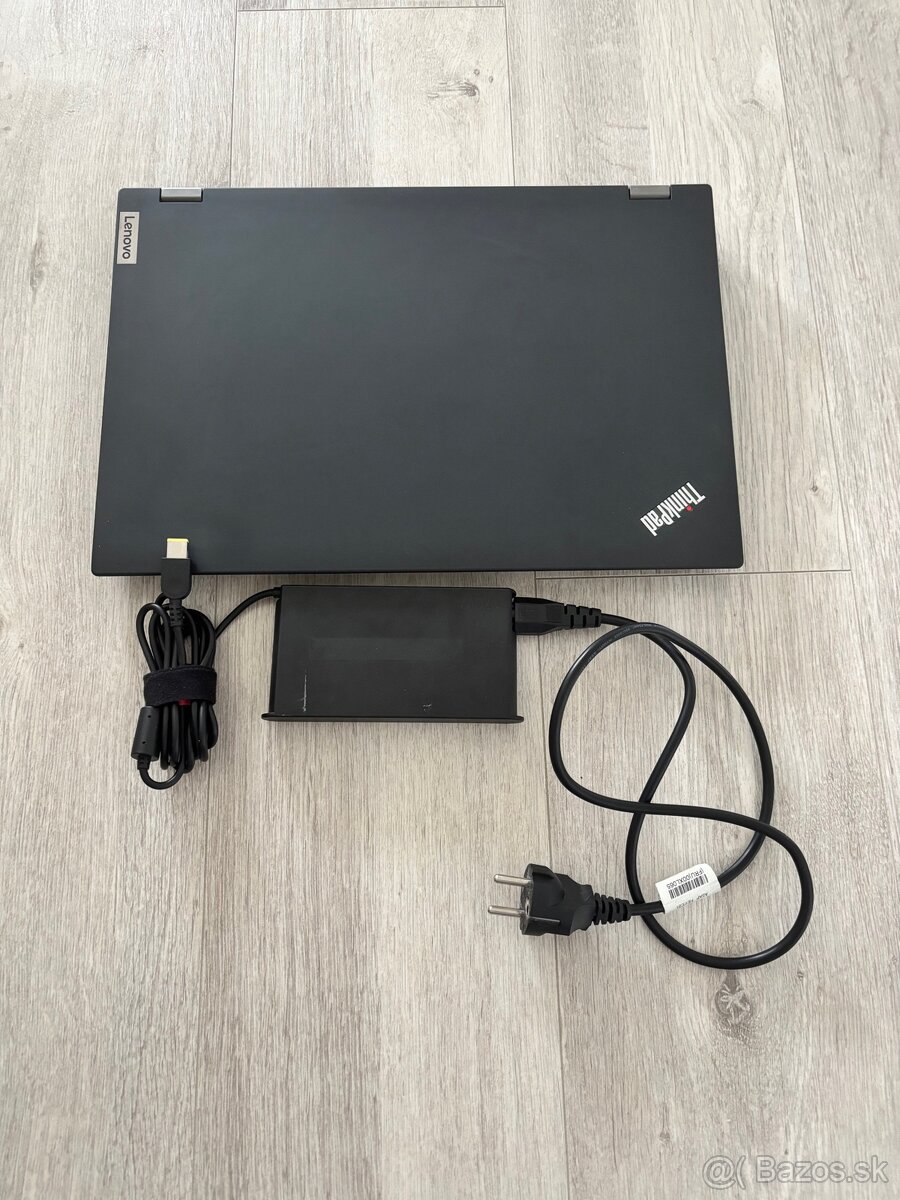 Lenovo P15 gen1 - 2
