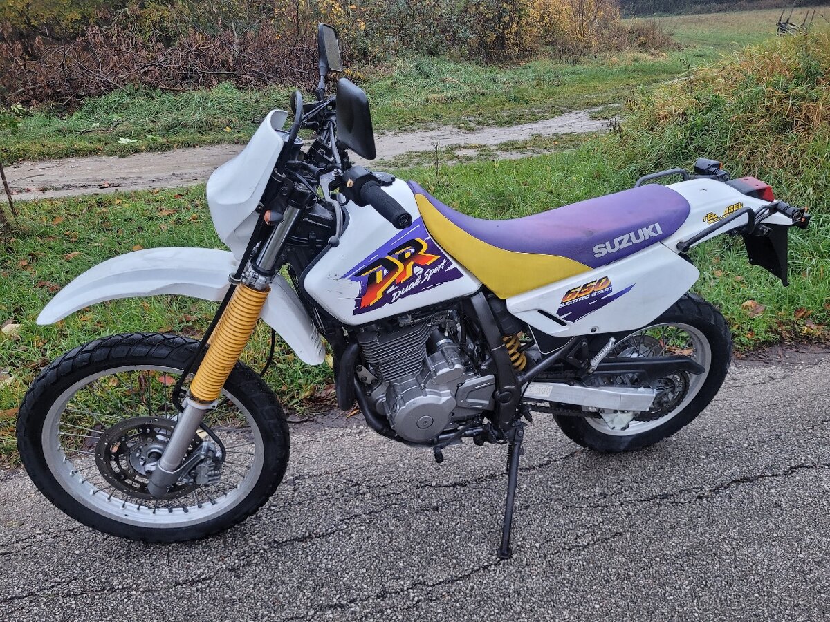 Suzuki Dr 650 SE doklady