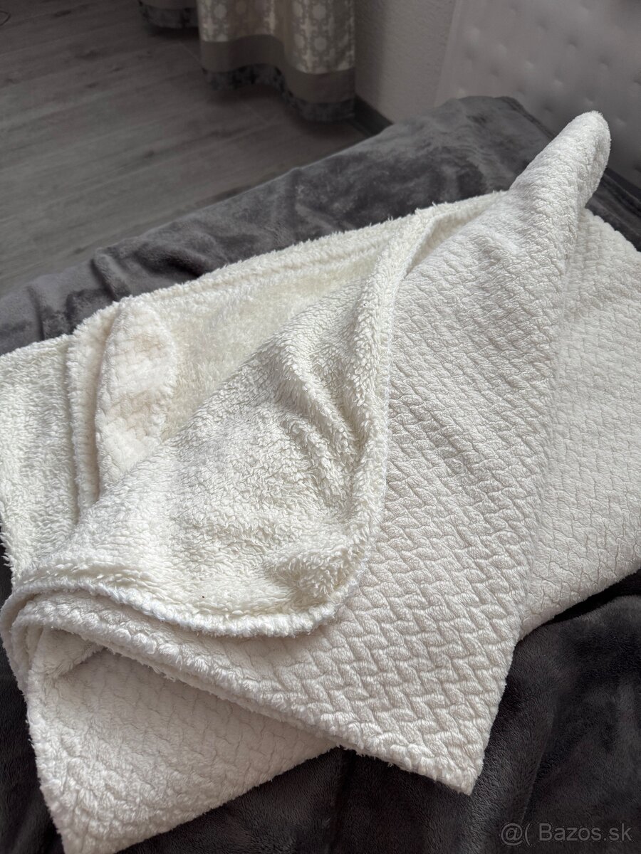 Deka na jednu posteľ - 2