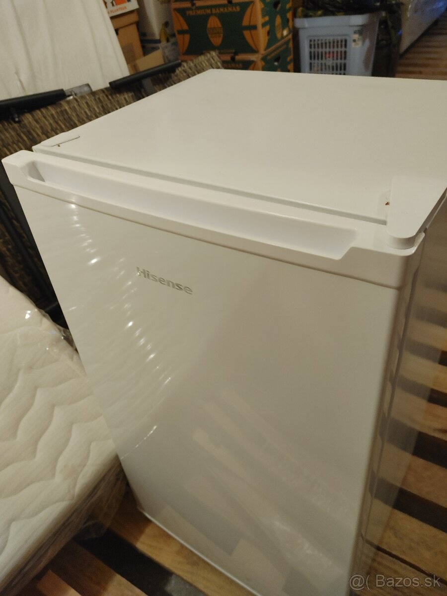 Malá chladnička Hisense - 2