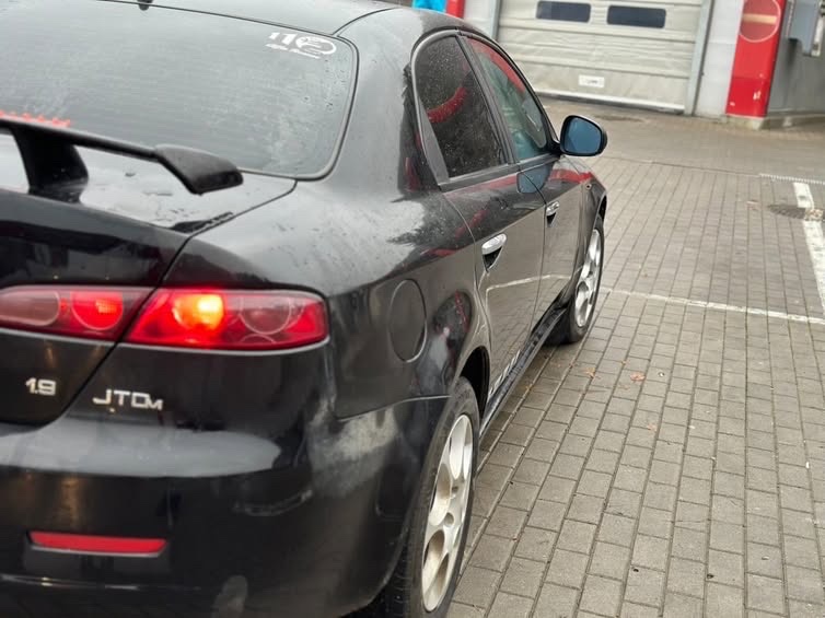 Alfa romeo 159 1.9 jtdm110kw - 2