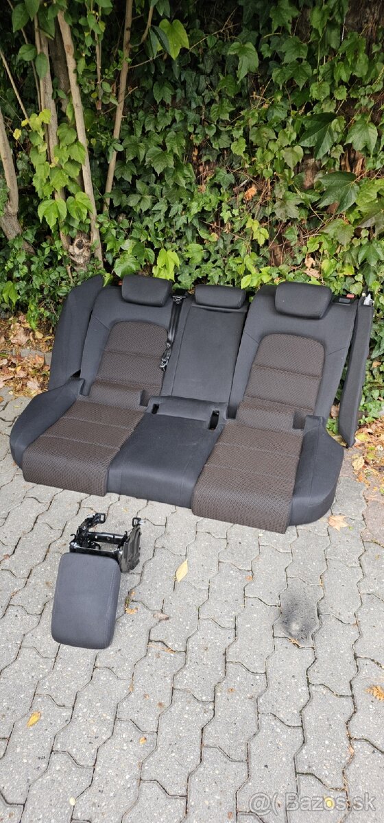 Sedačky audi a4 b8 - 2