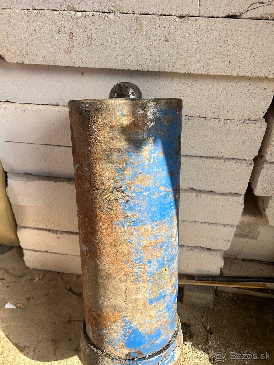 Predám hydraulický piest - 2