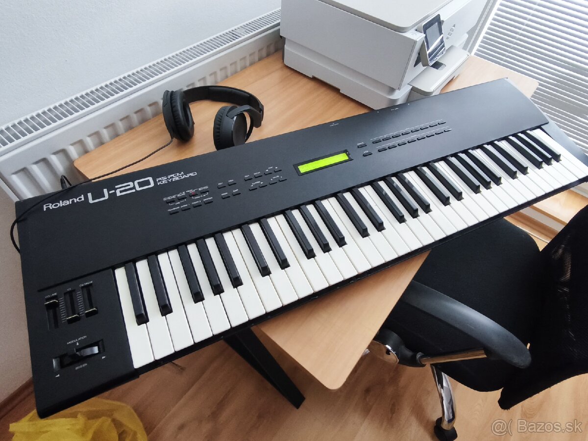 Roland U20 - 2