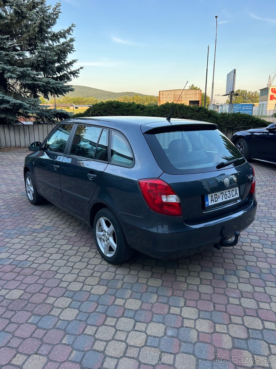 Skoda fabia combi - 2