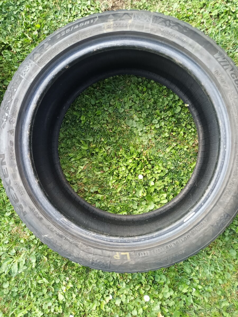 NEXEN 225/45R17 - 2