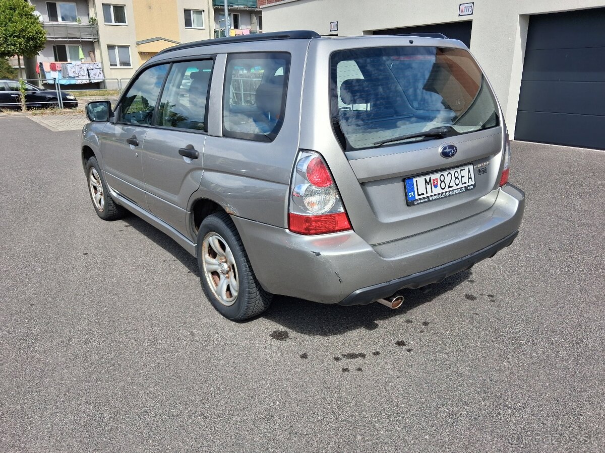 Subaru Forester 2.0 SG5 4x4 - 2