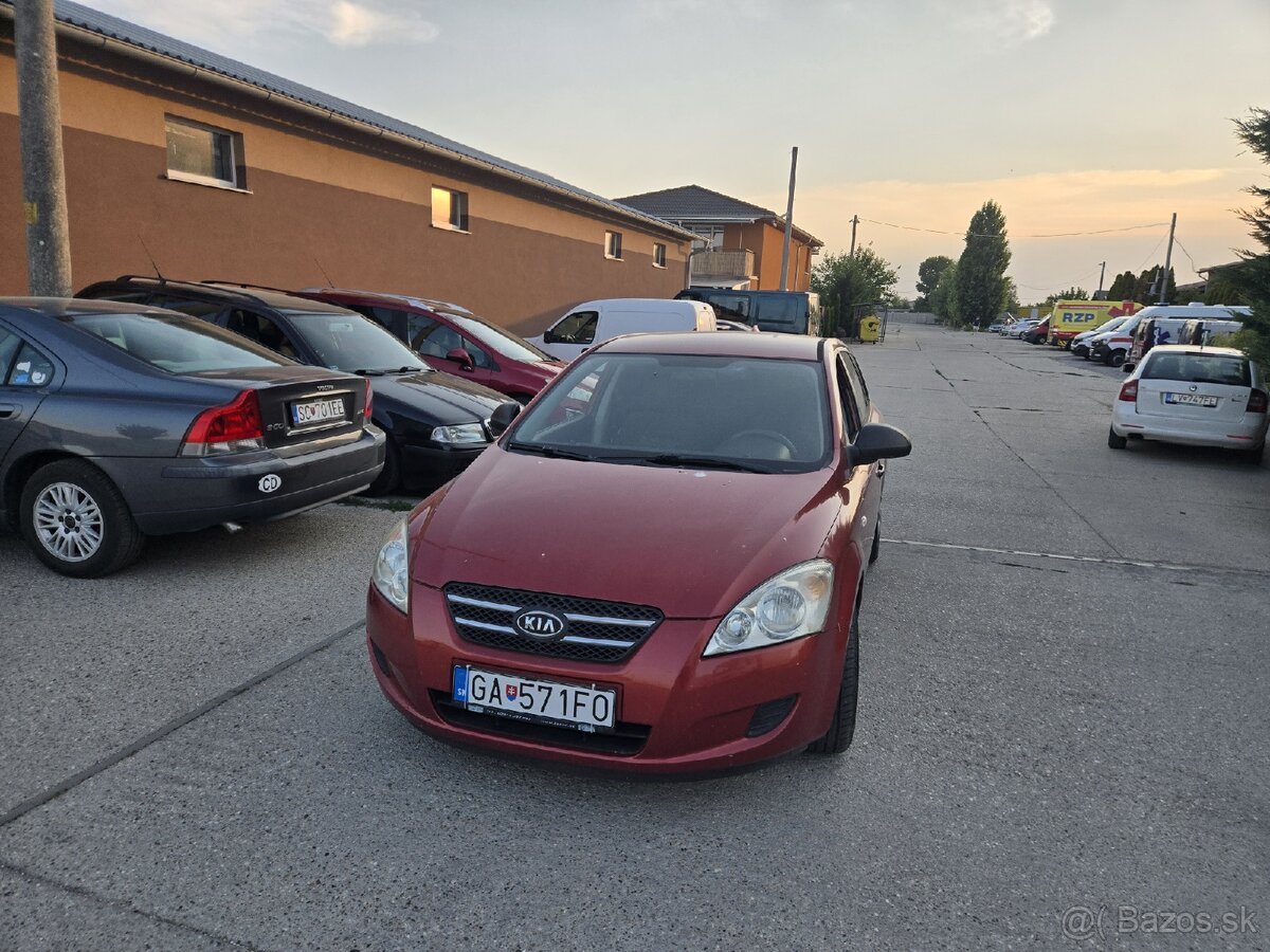 Kia ceed 1.4 benzin - 2